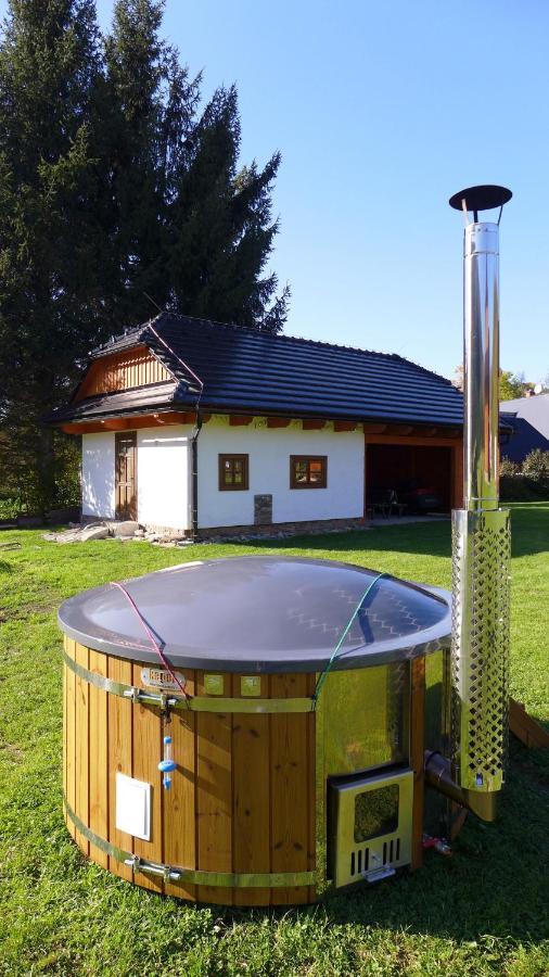 Roubenka Pod Capim Vrchem Villa Velke Losiny Exterior photo